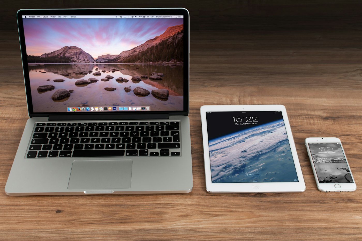 Site affiché sur ordinateur, tablette et smartphone