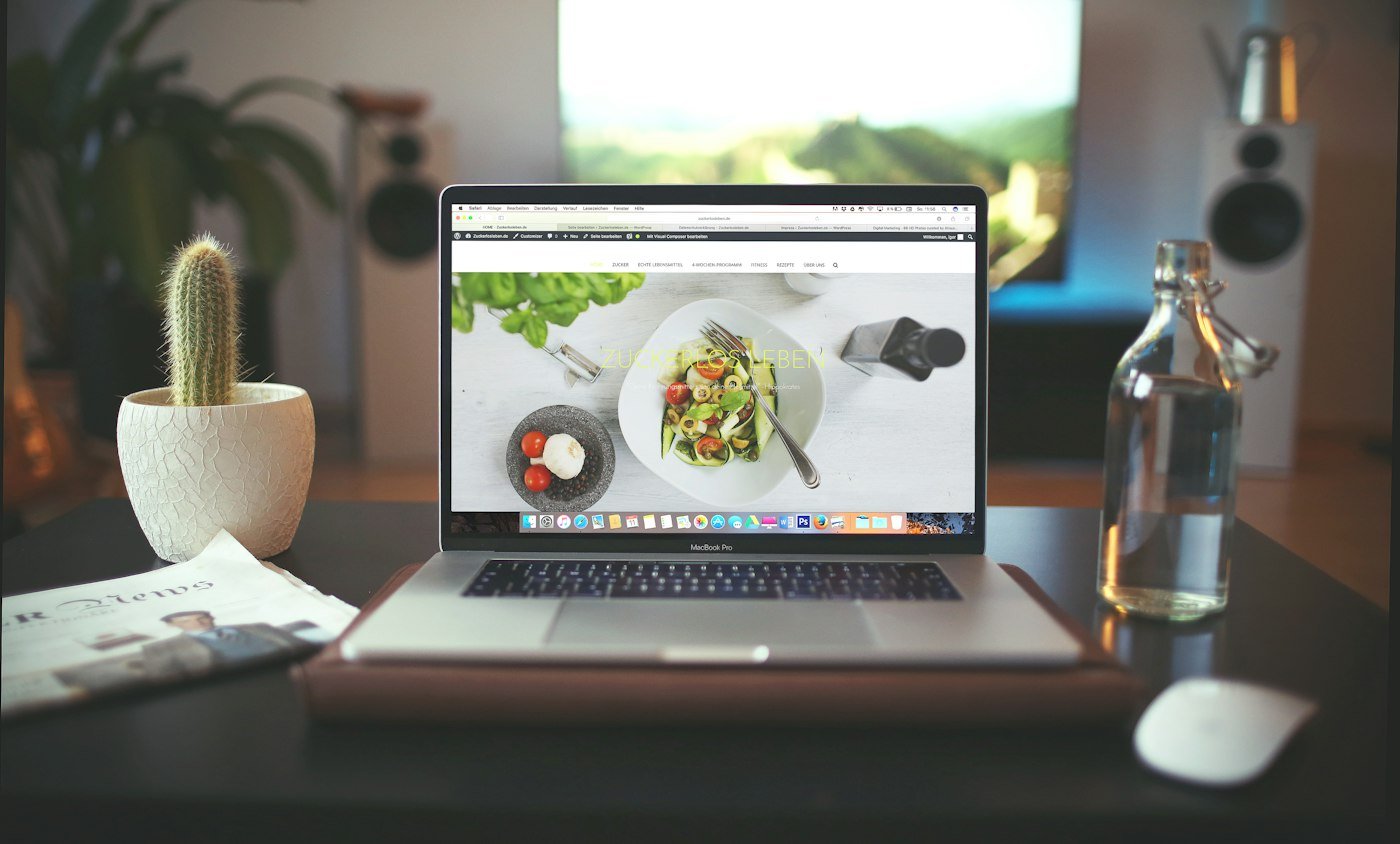 Ordinateur portable affichant le site d’un restaurant